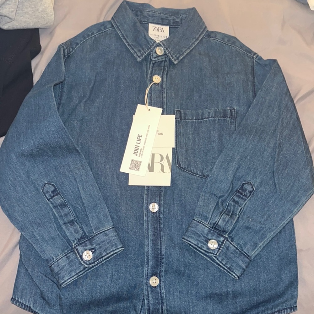 Authentic Zara Button Up Shirt